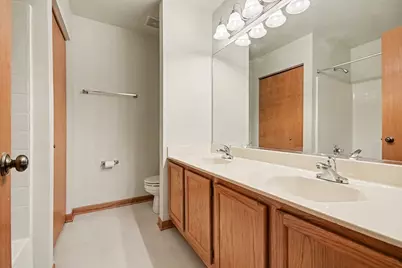 3 4 Seasons Court, Elmhurst, IL 60126 - Photo 16