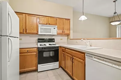 3 4 Seasons Court, Elmhurst, IL 60126 - Photo 10