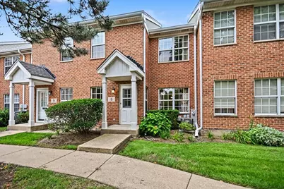 3 4 Seasons Court, Elmhurst, IL 60126 - Photo 1