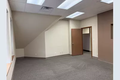 773 W Lincoln Boulevard #402, Freeport, IL 61032 - Photo 6