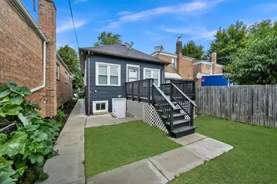 3805 W 63rd Place, Chicago, IL 60629 - Photo 4