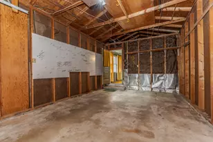 715 W Grant Ave, Pontiac, IL 61764 - Photo 28