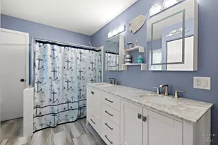 930 Ridgewood Dr, Cary, IL 60013 - Photo 20