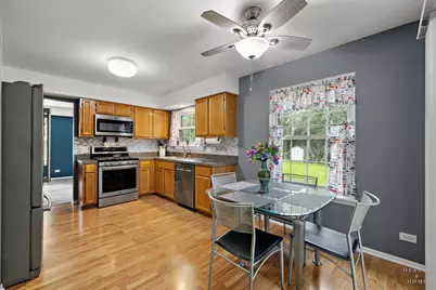 930 Ridgewood Drive, Cary, IL 60013 - Photo 12