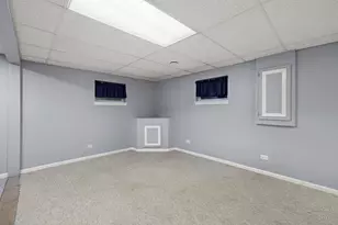 930 Ridgewood Dr, Cary, IL 60013 - Photo 24