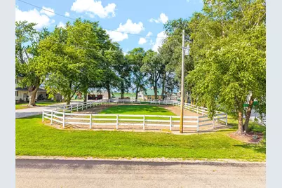 9101 Old Silo Road, Clifton, IL 61727 - Photo 80