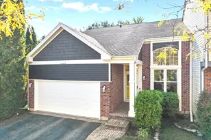 1949 Barnhill Dr, Mundelein, IL 60060 - Photo 1
