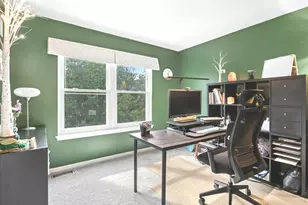 1949 Barnhill Dr, Mundelein, IL 60060 - Photo 18