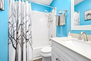 1949 Barnhill Dr, Mundelein, IL 60060 - Photo 20