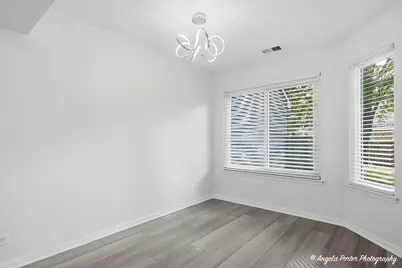 1240 Huntington Drive, Mundelein, IL 60060 - Photo 8