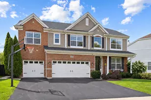 10203 Hunter Trail, Huntley, IL 60142 - Photo 1