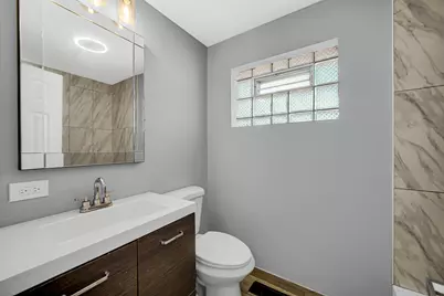 8930 Saratoga Drive, Bridgeview, IL 60455 - Photo 18