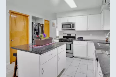 8901 S 49th Court, Oak Lawn, IL 60453 - Photo 14