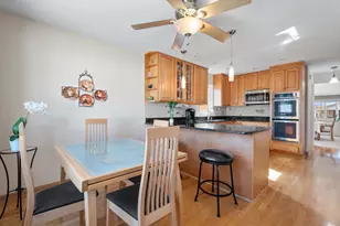 4933 N Sayre Ave, Chicago, IL 60656 - Photo 12