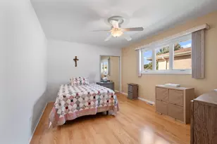 4933 N Sayre Ave, Chicago, IL 60656 - Photo 14