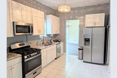 229 S Racine Avenue #1, Chicago, IL 60607 - Photo 2