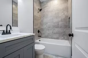 4623 S Prairie Ave, Chicago, IL 60653 - Photo 8