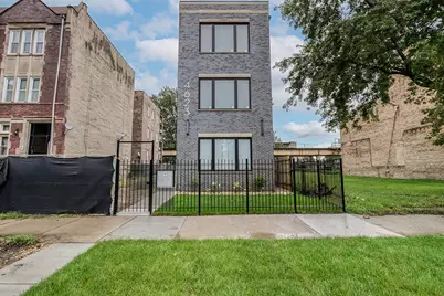 4623 S Prairie Avenue, Chicago, IL 60653 - Photo 1