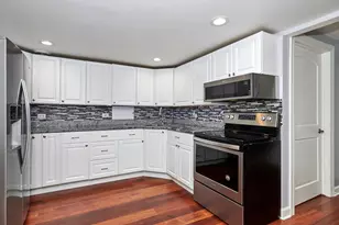 9041 Delphia Ave, Des Plaines, IL 60016 - Photo 36