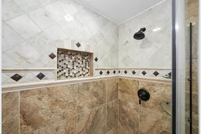 9041 Delphia Avenue, Des Plaines, IL 60016 - Photo 26