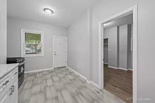 6802 S Champlain Ave, Chicago, IL 60637 - Photo 12