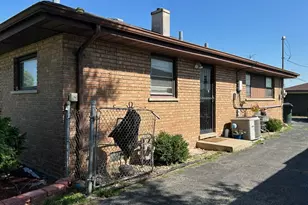 16123 Justine St, Markham, IL 60428 - Photo 2