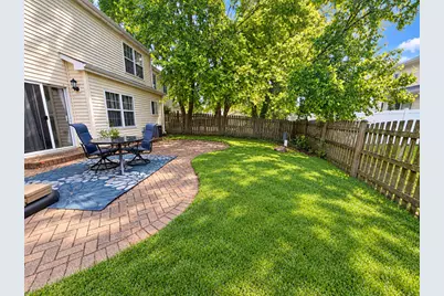 713 Crossland Drive, Grayslake, IL 60030 - Photo 12