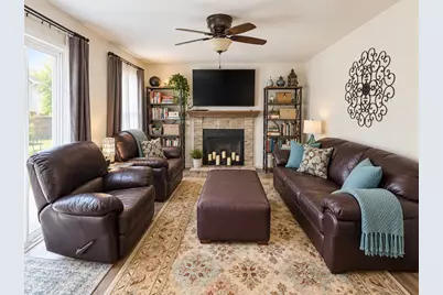 713 Crossland Drive, Grayslake, IL 60030 - Photo 6