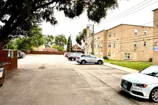 6423 N Damen Ave, Chicago, IL 60645 - Photo 16
