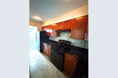 111 S Hale Avenue, Bartlett, IL 60103 - Photo 6