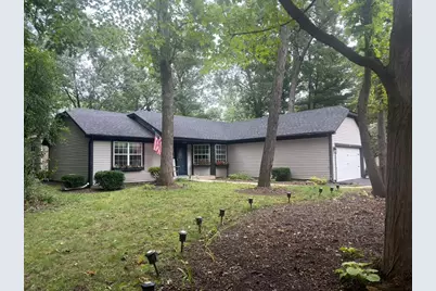 4 Dartmouth Court, Streamwood, IL 60107 - Photo 2