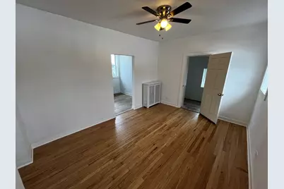 5027 N Troy Street #3, Chicago, IL 60625 - Photo 8
