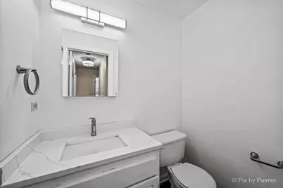 125 W Middle Street, South Elgin, IL 60177 - Photo 16