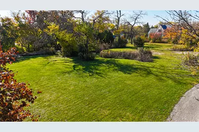 1930 Sunset Ridge Road, Northfield, IL 60093 - Photo 2