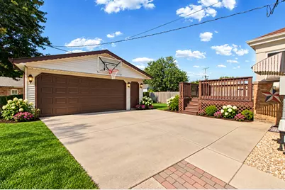9932 S Homan Avenue, Evergreen Park, IL 60805 - Photo 14