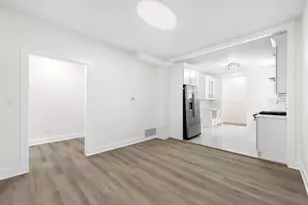 211 S 9th Ave, Maywood, IL 60153 - Photo 12
