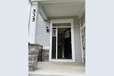 535 Wolverine Drive, Aurora, IL 60502 - Photo 2