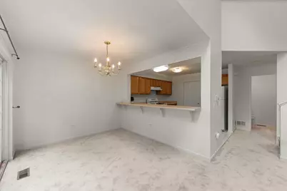 2741 Cobblestone Drive #2741, Crystal Lake, IL 60012 - Photo 10
