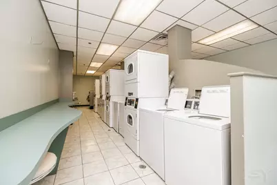 70 W Huron Street #802, Chicago, IL 60654 - Photo 36