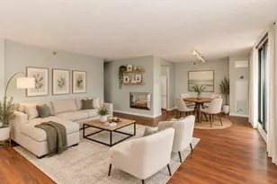 70 W Huron St, Chicago, IL 60654 - Photo 8