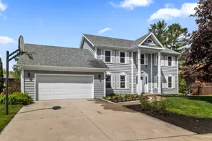2490 Lakeside Dr, Aurora, IL 60504 - Photo 1