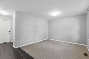 3224 N Kilbourn Ave, Chicago, IL 60641 - Photo 14