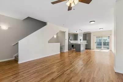 3224 N Kilbourn Avenue #11, Chicago, IL 60641 - Photo 2