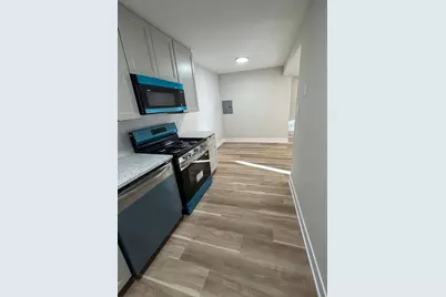 5306 N Cumberland Avenue #212, Chicago, IL 60656 - Photo 6