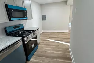 5306 N Cumberland Ave, Chicago, IL 60656 - Photo 6
