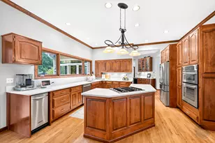 4020 White Eagle Dr, Naperville, IL 60564 - Photo 26