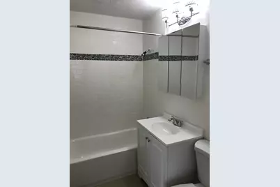 5848 N Kenmore Avenue #507, Chicago, IL 60660 - Photo 8