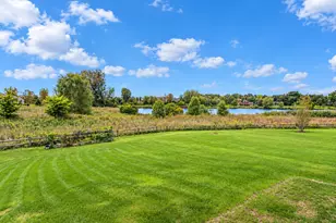 83 Stockholm Ave, Volo, IL 60041 - Photo 2