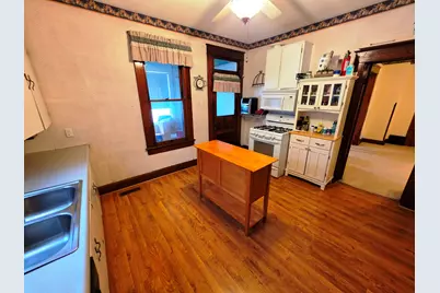 234 N Cherry Street, Centralia, IL 62801 - Photo 6