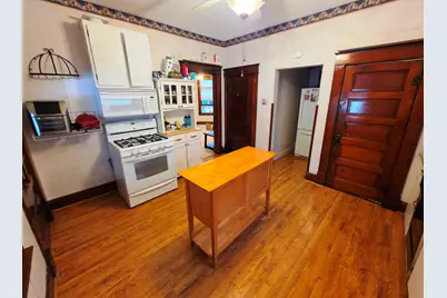 234 N Cherry Street, Centralia, IL 62801 - Photo 4